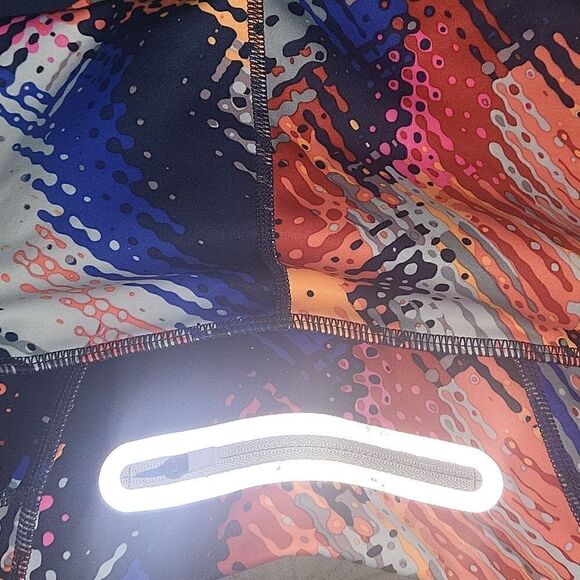 ATHLETA Lava Sonar Legging - Picture 3 of 4